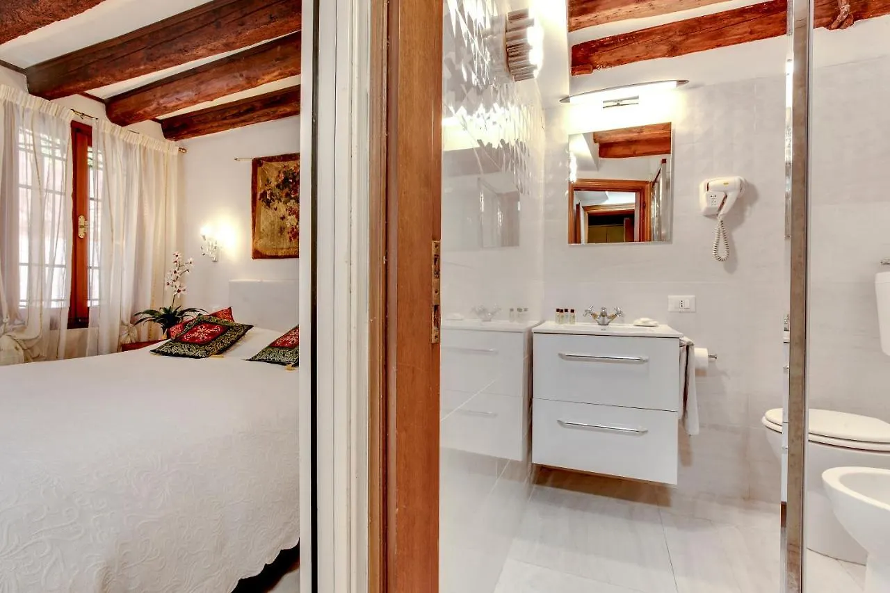 Smeraldo Apartment Loc-03081 Venezia